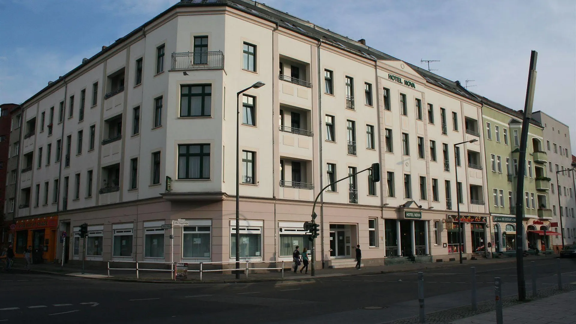 Hotel Nova Berlin 2*,