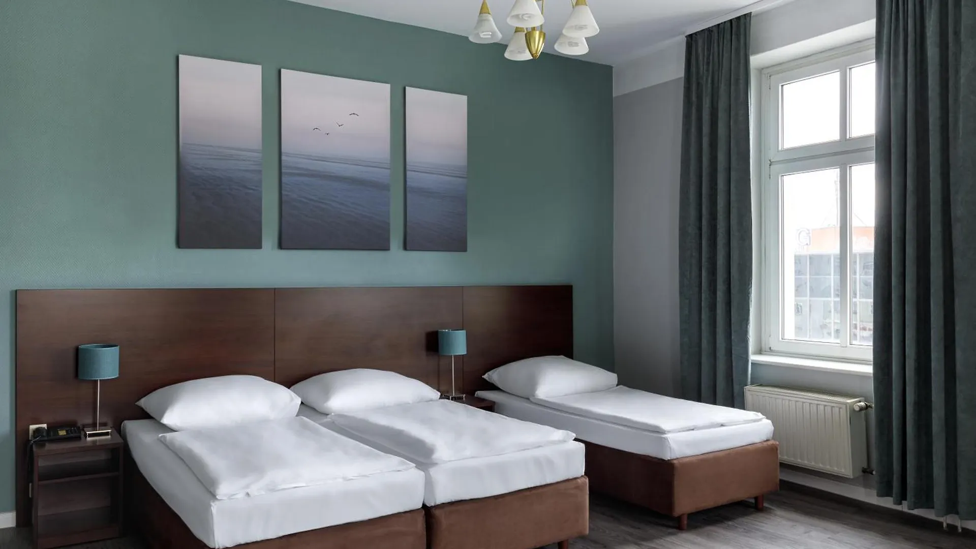 Hotel Nova Berlin 2*,